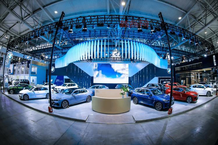 2024热血嘉年华：BMW M再现极致驾驶乐趣