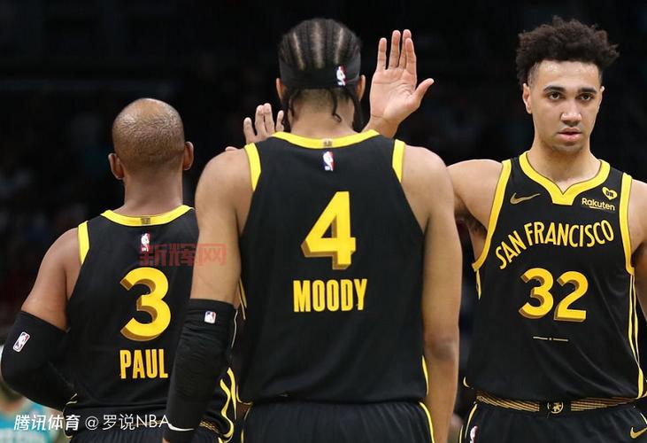 NBA常规赛：勇士115-122不敌国王，客场虫何时能翻身？